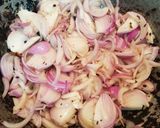 A picture of step 1 of Tomato Onion Chutney.