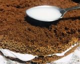 A picture of step 5 of Cakesicle Cake.
