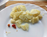 Foto del paso 1 de la receta: Espaguetis con bacalao al pil pil