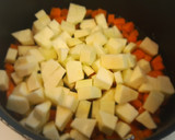 Foto del paso 6 de la receta: Rollitos de lomo con salsa de zanahoria y calabacín al curry