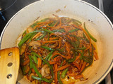 Noodles con pollo