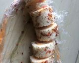 A picture of step 4 of Carrot sushi roll.