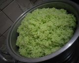 Foto langkah ke 3 dari resep Tape Ketan Hijau simple.