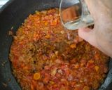 Foto del paso 3 de la receta Muslos de pollo con verduras y aceitunas