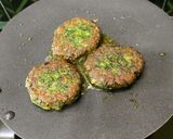 A picture of step 5 of Leafy vegetable Chana daal Cutlets.