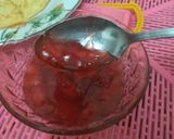 Foto langkah ke 4 dari resep Pancake Selai Strawberi (homemade).