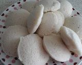 A picture of step 7 of Stuff idli with chutney.