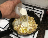 Foto del paso 4 de la receta: Tagliatelle en salsa de nata con pollo y bacon