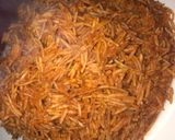 صورة لخطوة 8 من وصفة رز بصلصة الطماطم😉😉