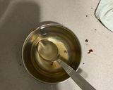 A picture of step 4 of Chocolate cake with chocolate base in microwave.