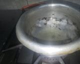 A picture of step 2 of Memoni Aaloo cholay.