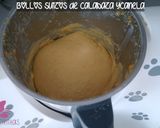 Foto del paso 4 de la receta: Bollos Suizos de Calabaza y Canela