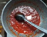 Gambar langkah 5 resipi Sambal udang strawberi masam manis.