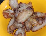 Foto langkah ke 1 dari resep Opor Ayam Kentang Bumbu Kuning Bersantan.