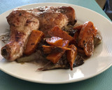 Foto del paso 7 de la receta: Pollo al horno con alcachofas, boniato y salsa de uva