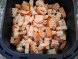"Chips" de pan duro en Airfryer
