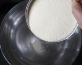 सूजी पैनकेक(suji Pancake recipe in Hindi) रेसिपी चरण 2 फोटो