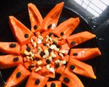 A picture of step 2 of Papaya salad.
