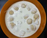A picture of step 7 of Dahi vada.