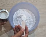 Foto langkah ke 2 dari resep Bolu karamel/bolu sarang semut 4 telur.