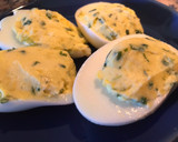 Foto del paso 3 de la receta: Huevos rellenos de pasta de ciboullete
