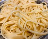 Hình bước làm 1 của món Mì Ý Xào