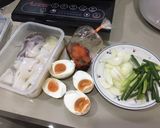 รูปขั้นตอนการทำที่ 1 ของ ปลาหมึกผัดพริกเผาไข่เค็ม