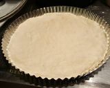Foto del paso 2 de la receta: Pizza 3 quesos al disco
