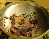 A picture of step 4 of LEHSUNI PANEER gravy.