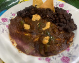 Foto del paso 6 de la receta: Chuleta de res con salsa de chile pasilla y pimiento verde