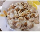 Foto del passaggio 2 della ricetta Gnocchi di zucca con crema di formaggi e noci