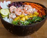 Foto del passaggio 3 della ricetta Poke bowl con gamberetti