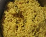 Foto langkah ke 3 dari resep 76. Nasi Kuning Simpel khas Ibu.