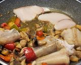 Foto del paso 2 de la receta: Fideos (fideuà) con cazón y rape