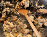 Tejszínes erdei gomba mártás recept fázis 1 fotója