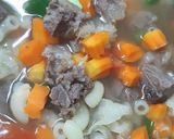 Foto langkah ke 7 dari resep Sop Makaroni Campur Ala Mami.