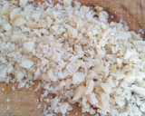 Foto del paso 2 de la receta: Pan con cebolla y nueces macadamia