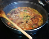 Foto del paso 5 de la receta: Filete de cordero con salsa al romero con puré de patata