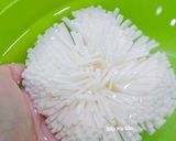 Hình bước làm 3 của món Canh đậu hủ hoa cúc