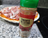 Foto del paso 3 de la receta: Pizza de hamburguesa con cebolla y Queso (invención mía)