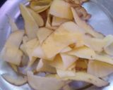 होममेड आटा नूडल्स (Homemade aata noodles recipe in Hindi) रेसिपी चरण 3 फोटो