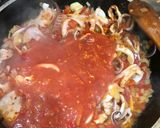 Foto del paso 4 de la receta: Calamares en tuco con fideos Calamares!