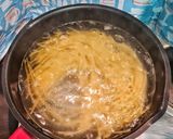 รูปขั้นตอนการทำที่ 1 ของ 🍝🐔..สปาเกตตี้แกงเขียวหวานครีมซอส