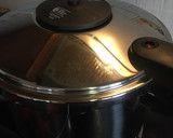 Foto del paso 3 de la receta: Cocido en olla express 🍲