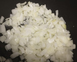 Foto del paso 2 de la receta: Empanadas de carne cortada a cuchillo