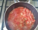 Foto langkah ke 2 dari resep Pasta with Prawns, Tomatoes & Cannellini Beans.