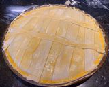 Foto del paso 5 de la receta: Tarta de acelga, panceta ahumada y queso