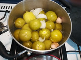 Filetes de pescado en salsa verde y patatas
