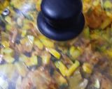 A picture of step 4 of Chicken with pumpkin.