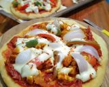 নো ওভেন নো ইস্ট চিকেন পিজ্জা (Chicken pizza recipe in bengali) রেসিপি ধাপ - 9 ছবি